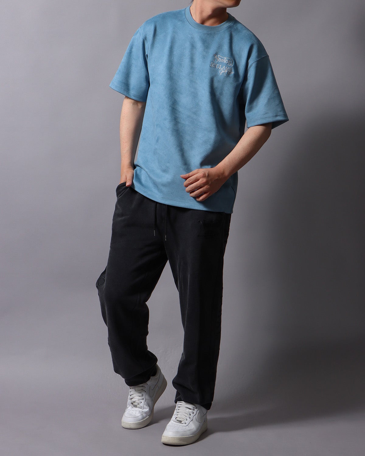 ブルーグレー：178cm/75kg(Lサイズ着用)