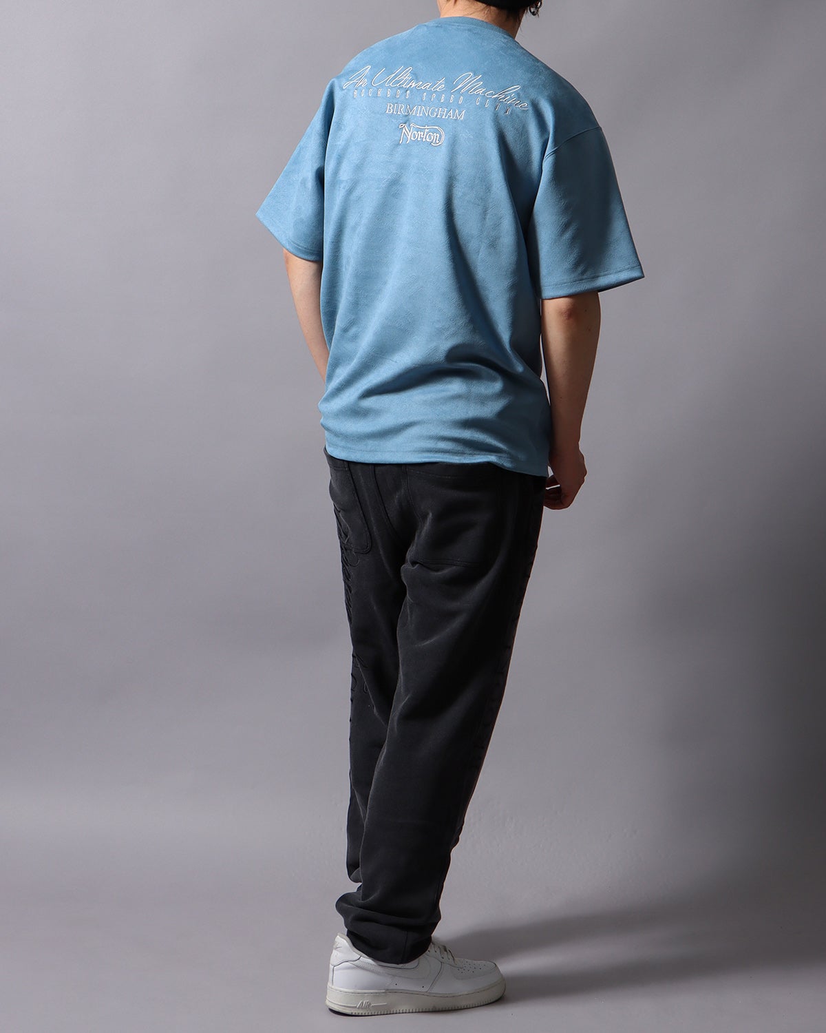 ブルーグレー：178cm/75kg(Lサイズ着用)