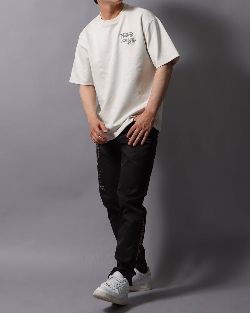 オフホワイト：178cm/75kg(Lサイズ着用)