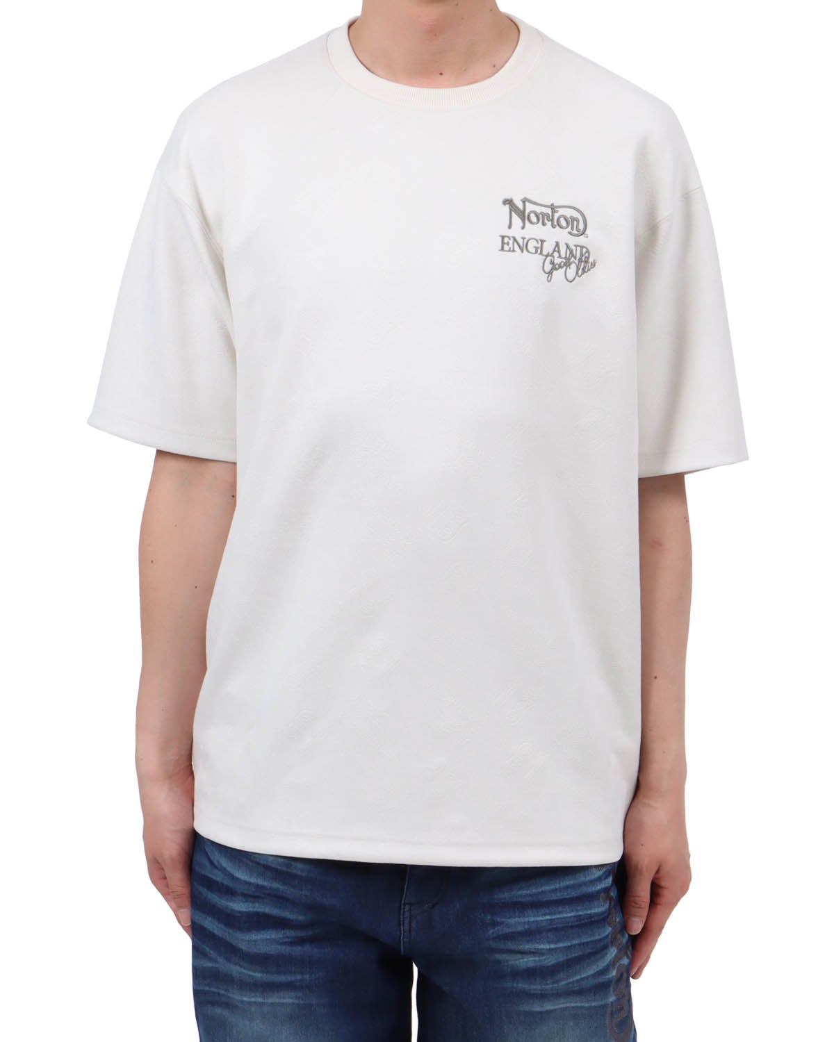 オフホワイト：174cm62kg(Lサイズ着用)