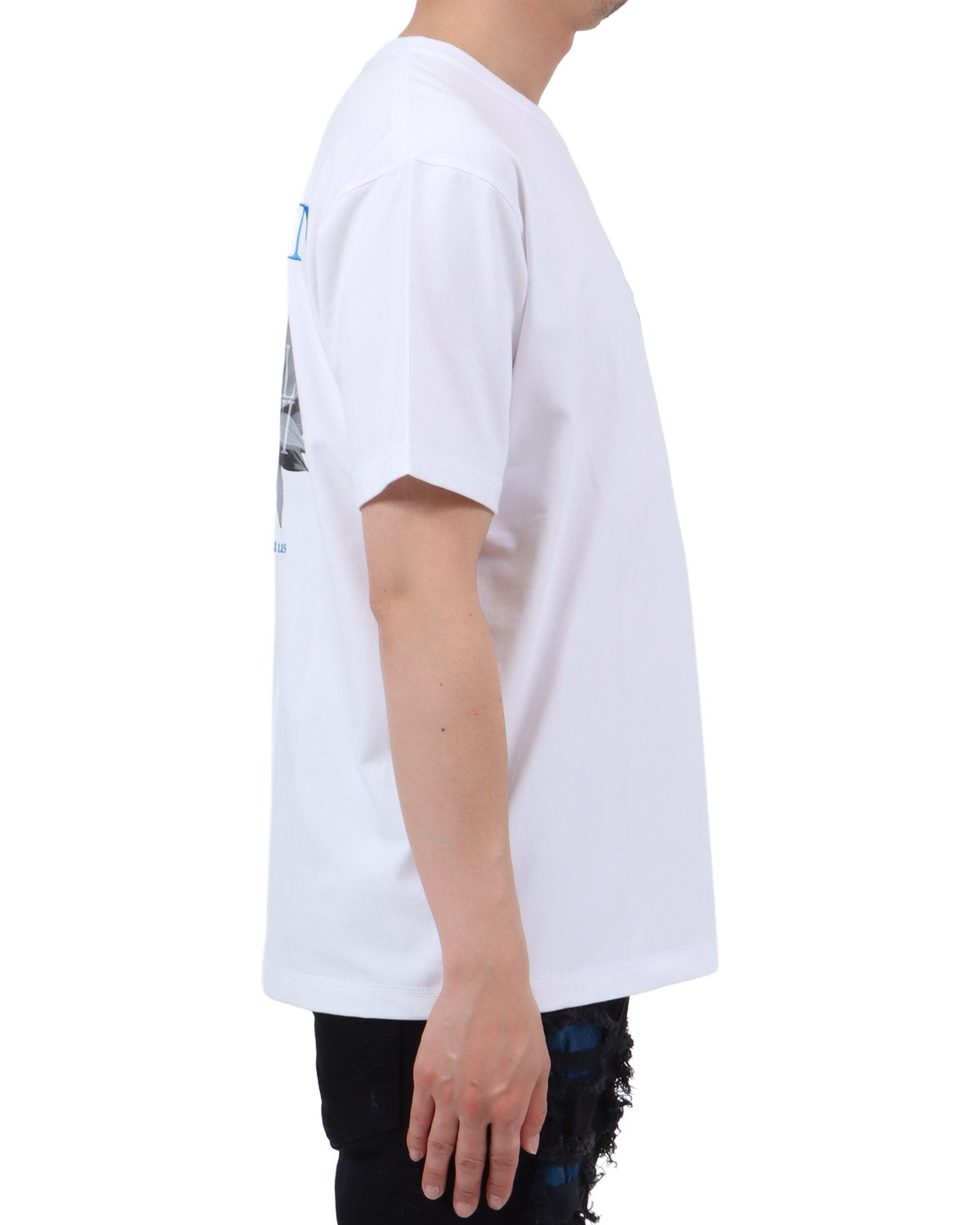 ホワイト：174cm62kg(Lサイズ着用)