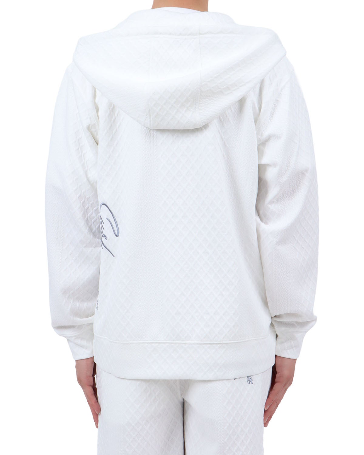 ホワイト：174cm62kg(Lサイズ着用)