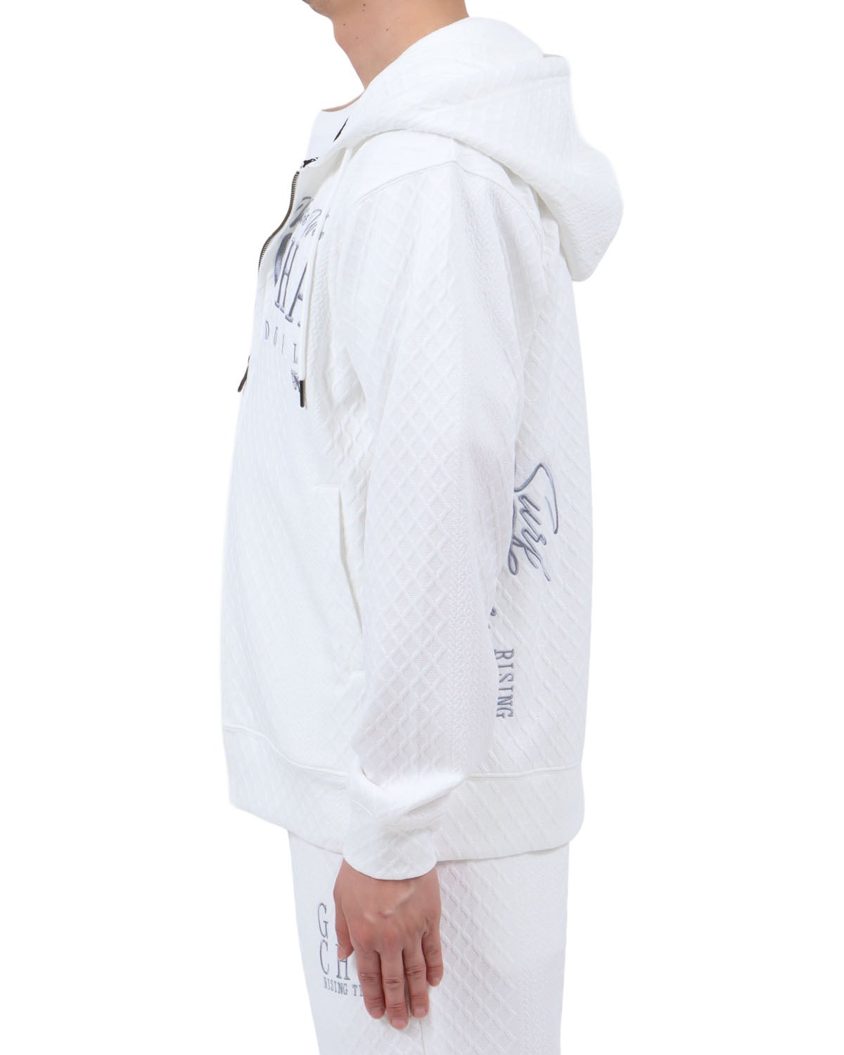 ホワイト：174cm62kg(Lサイズ着用)