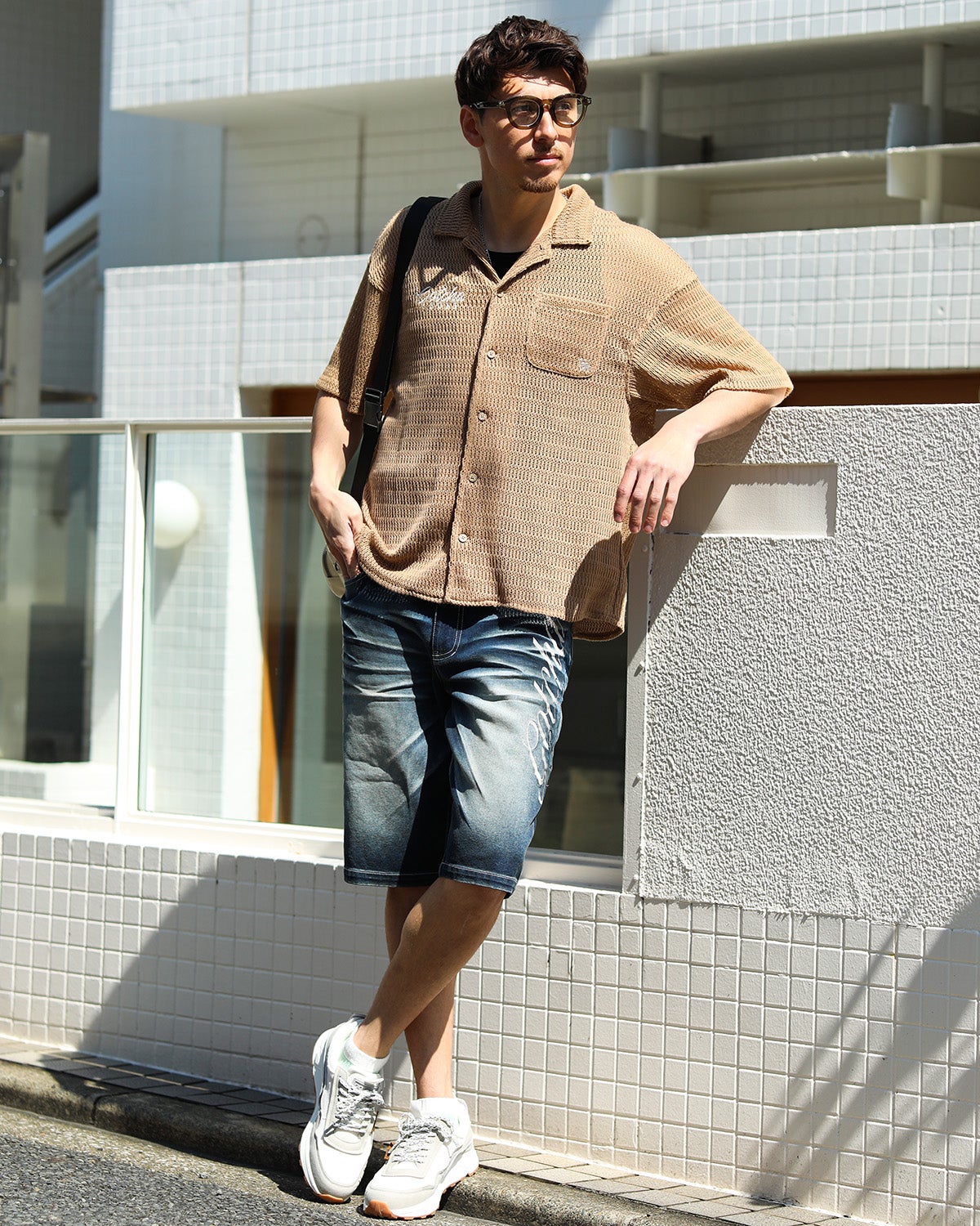 ベージュ：180cm/70kg(Lサイズ着用)