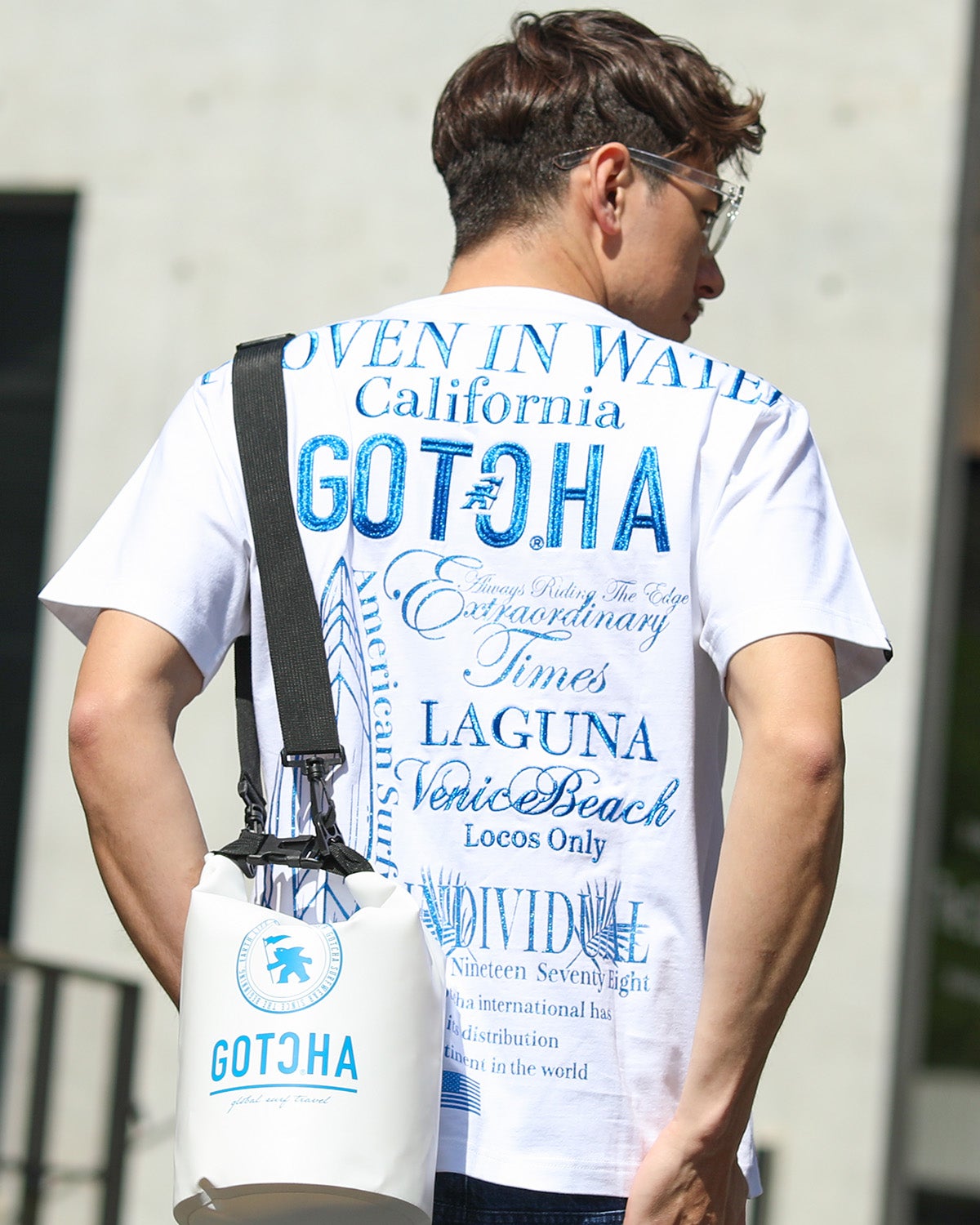 ホワイト：180cm/70kg(Lサイズ着用)