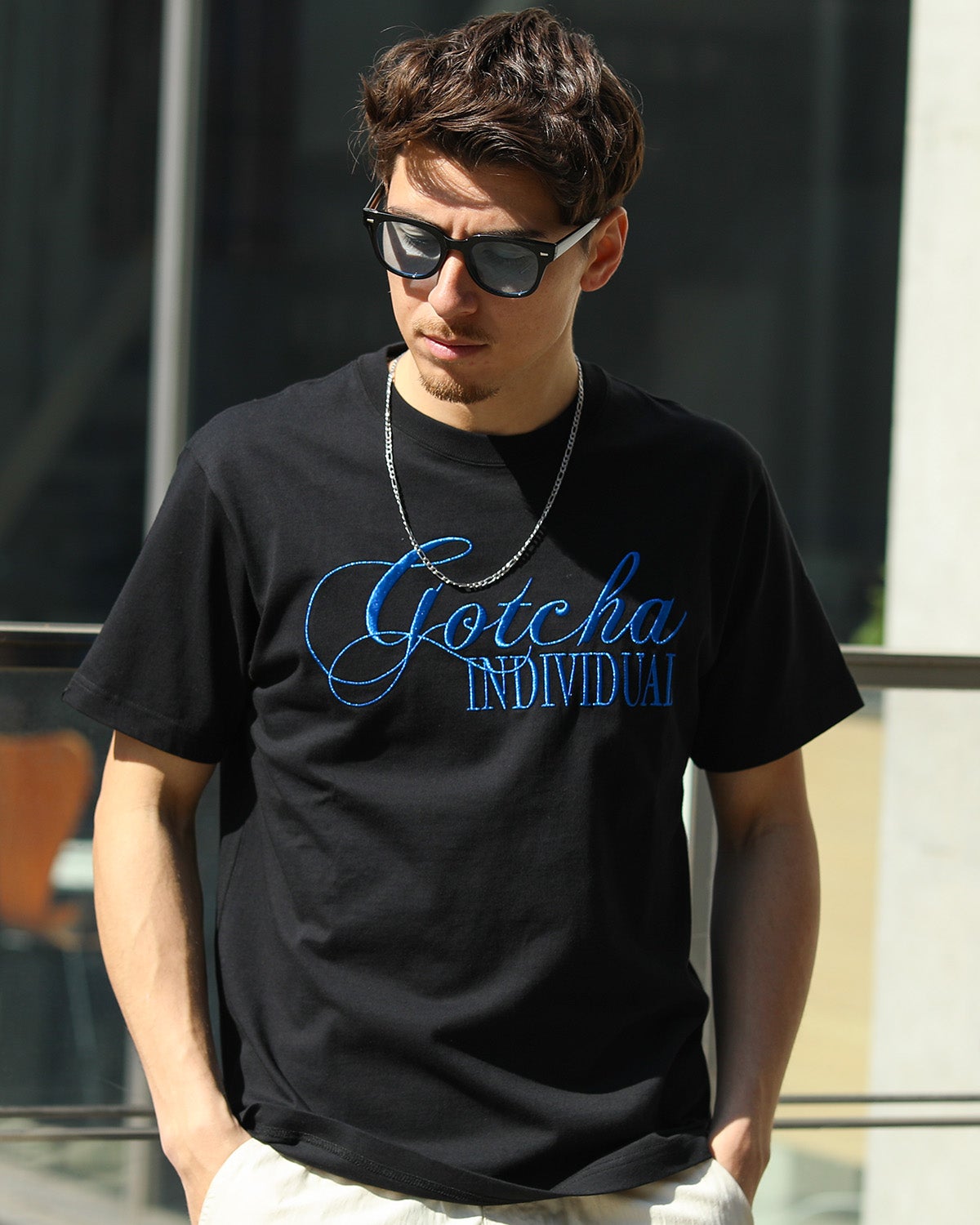 ブラック：180cm/70kg(Lサイズ着用)