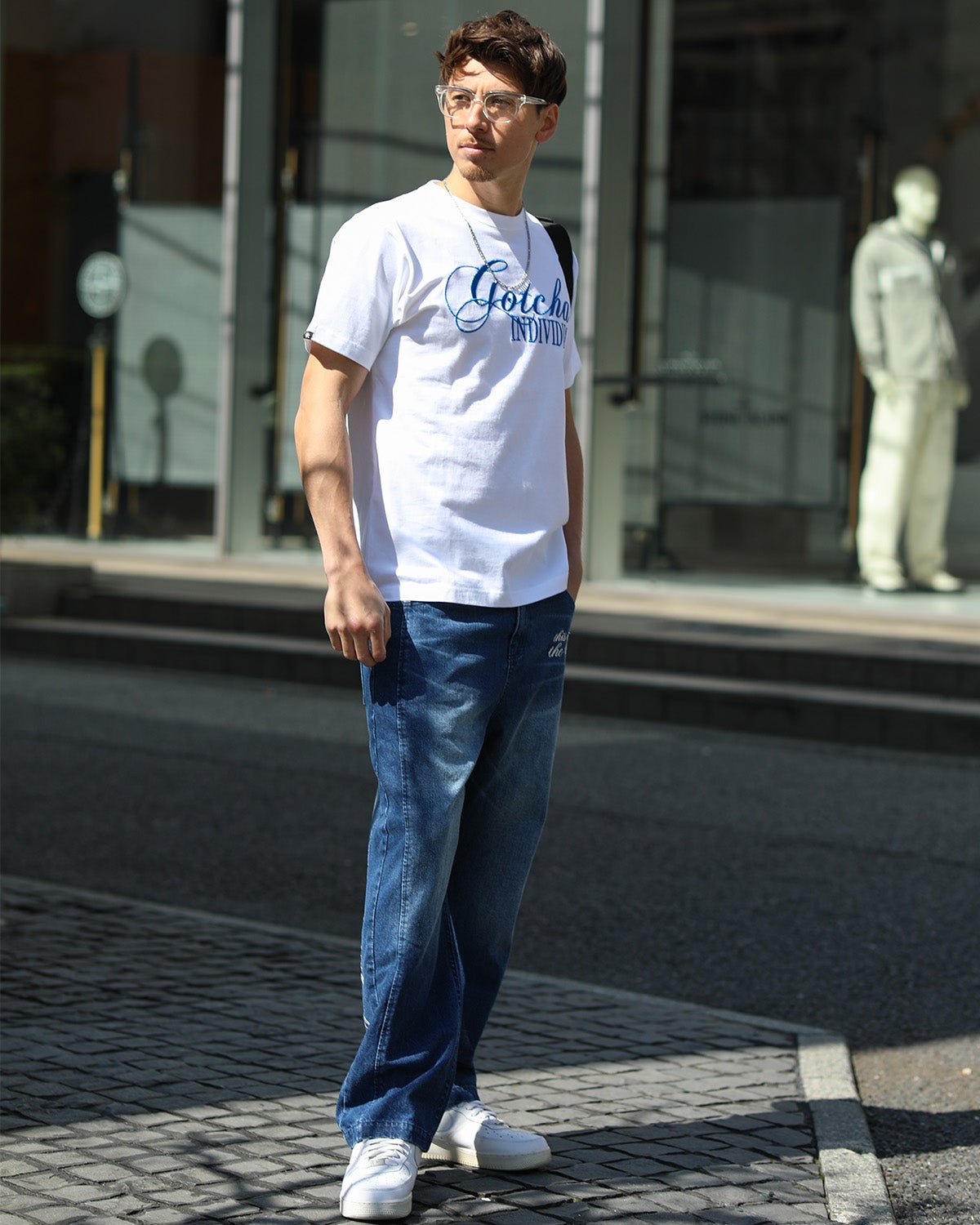 ホワイト：180cm/70kg(Lサイズ着用)