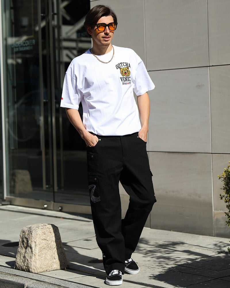 ホワイト：180cm/70kg(Lサイズ着用)