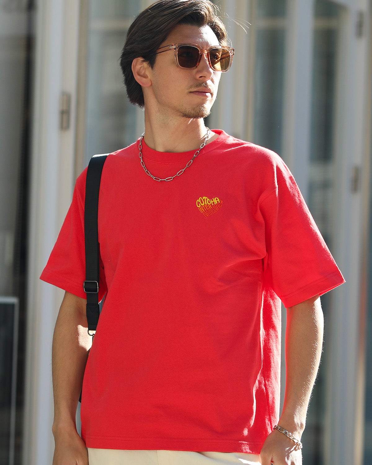 ピンク：180cm/70kg(Lサイズ着用)