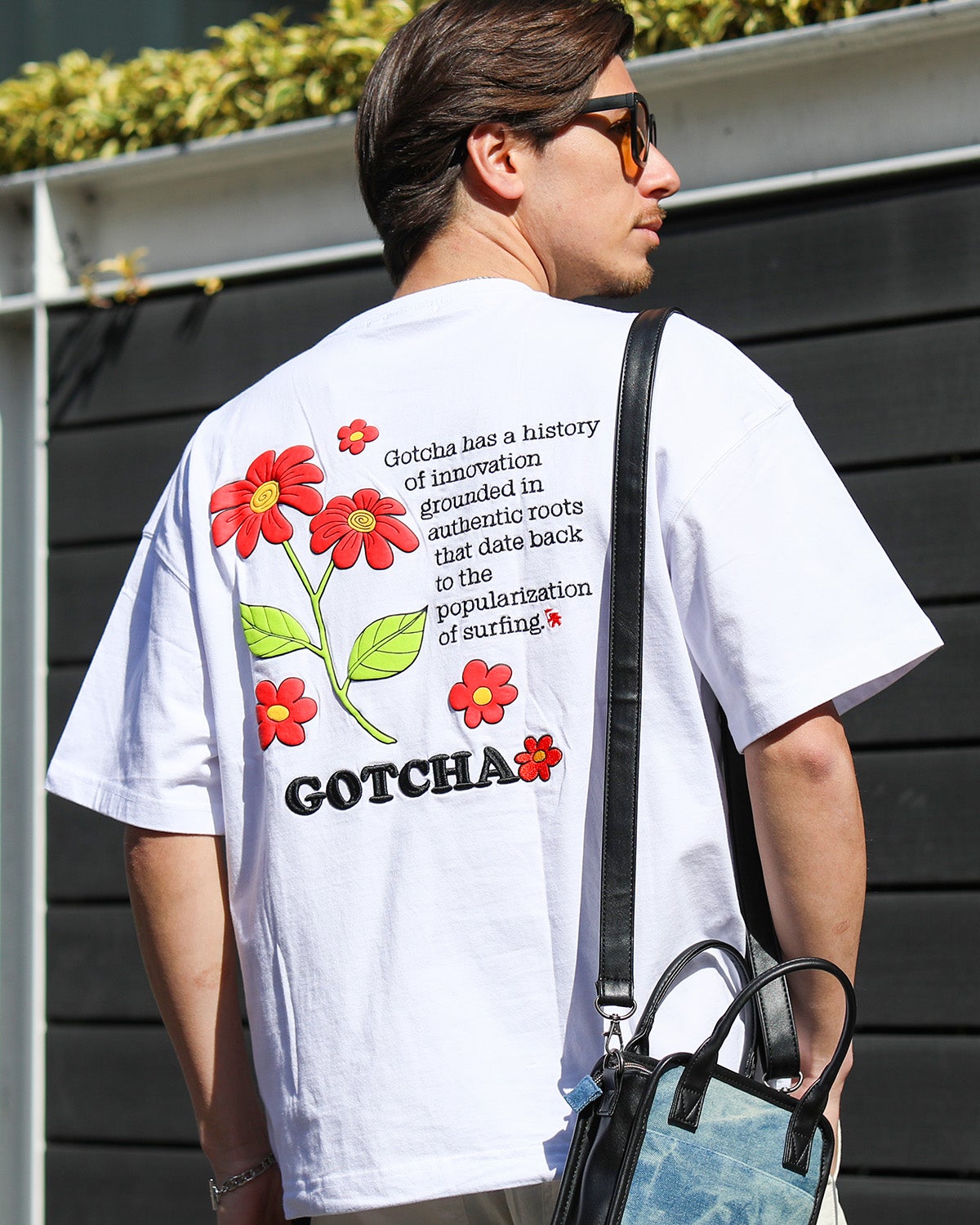 GOTCHA] ぐるぐるフラワー T シャツ | PEET ONLINE STORE