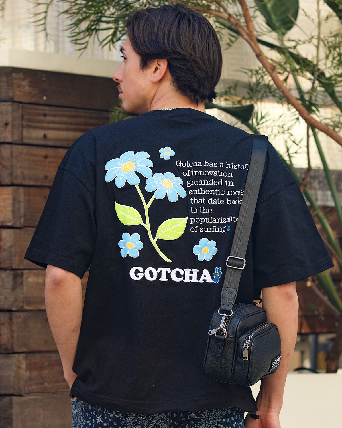 GOTCHA] ぐるぐるフラワー T シャツ | PEET ONLINE STORE