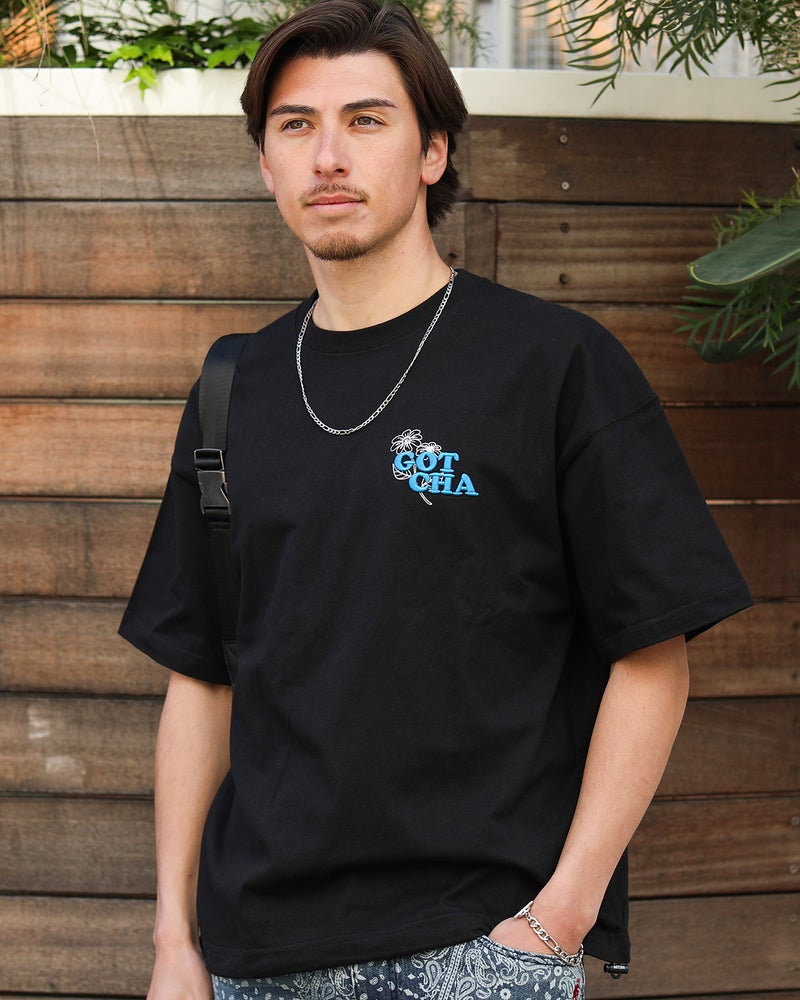 ブラック：180cm/70kg(Lサイズ着用)