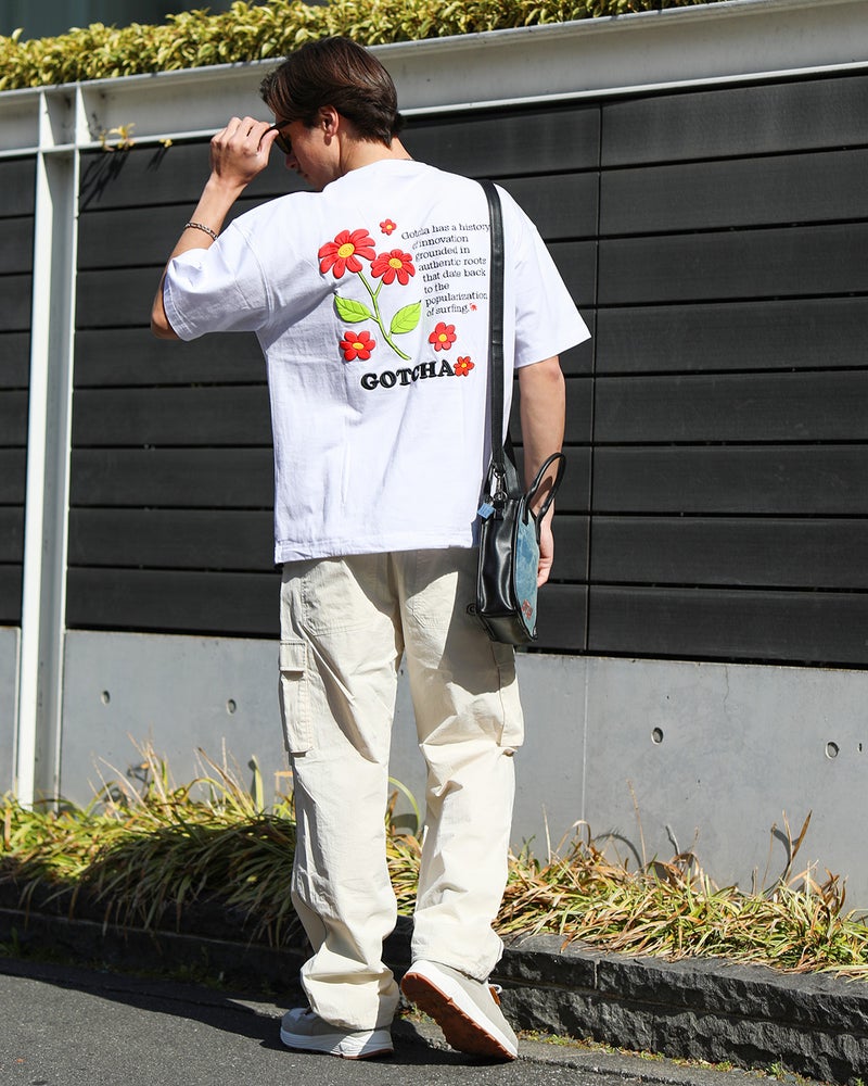 ホワイト：180cm/70kg(Lサイズ着用)