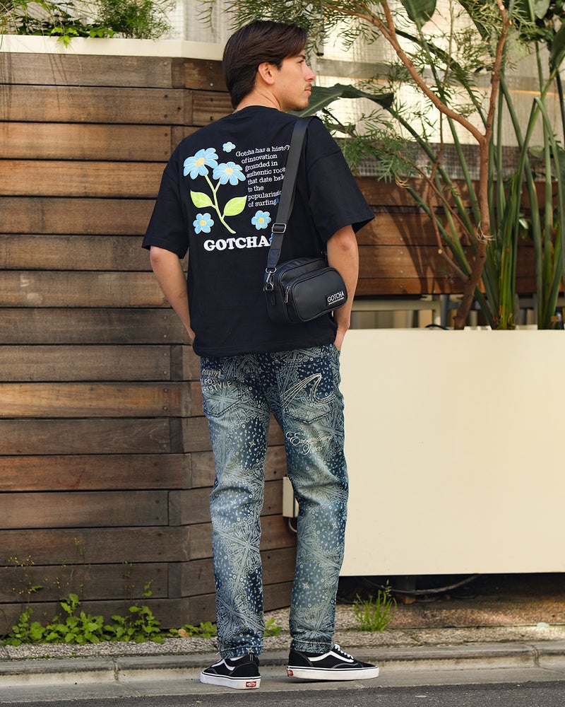 ブラック：180cm/70kg(Lサイズ着用)