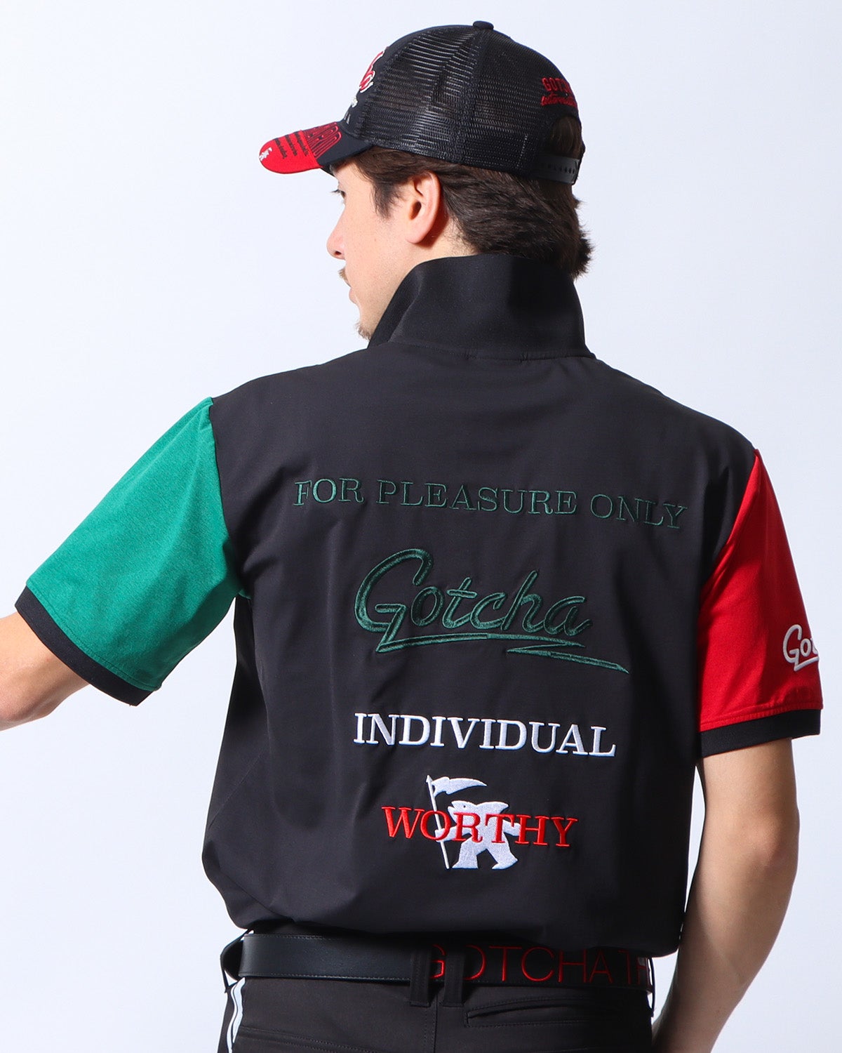 ブラック：180cm/70kg(Lサイズ着用)