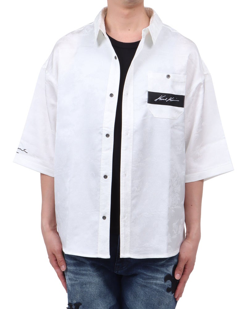 ホワイト：174cm62kg(Lサイズ着用)