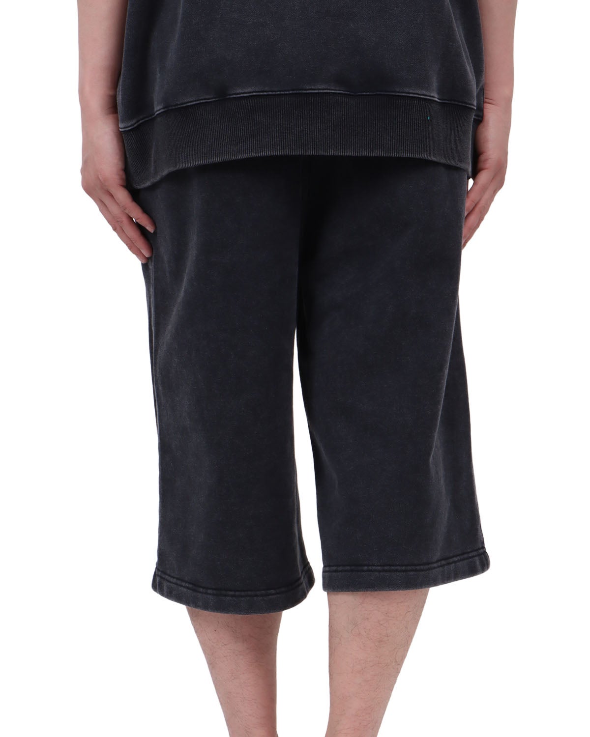 ブラック：174cm62kg(Lサイズ着用)