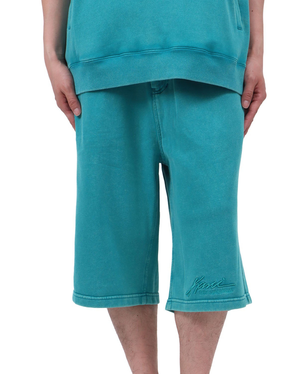 グリーングレー：174cm62kg(Lサイズ着用)