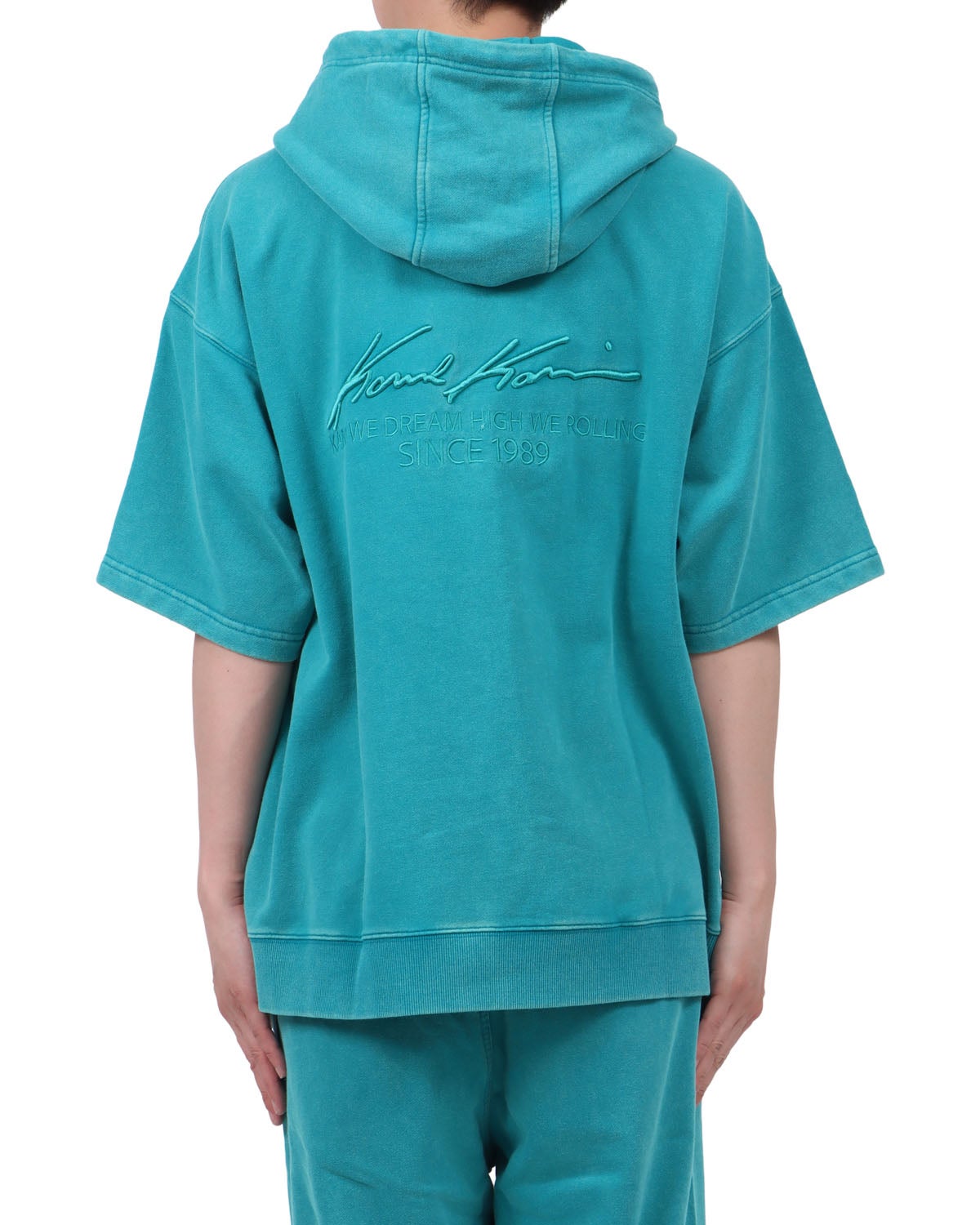 グリーングレー：174cm62kg(Lサイズ着用)