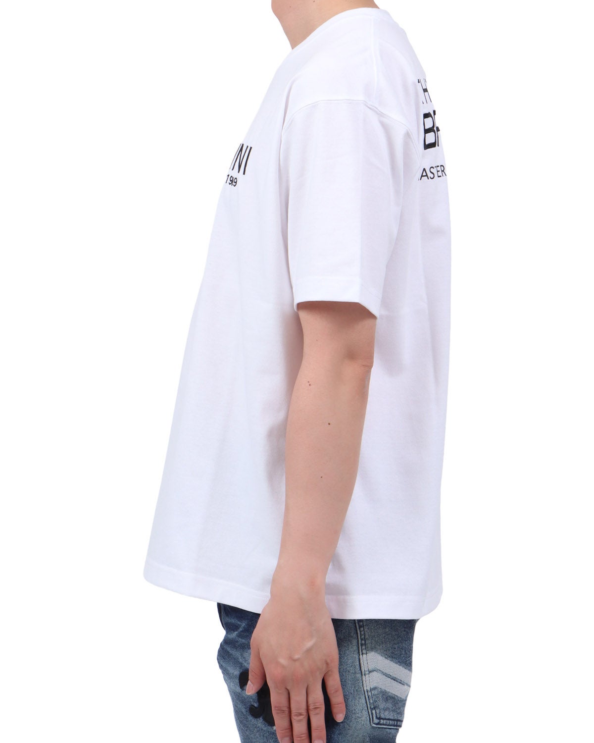 ホワイト：174cm62kg(Lサイズ着用)