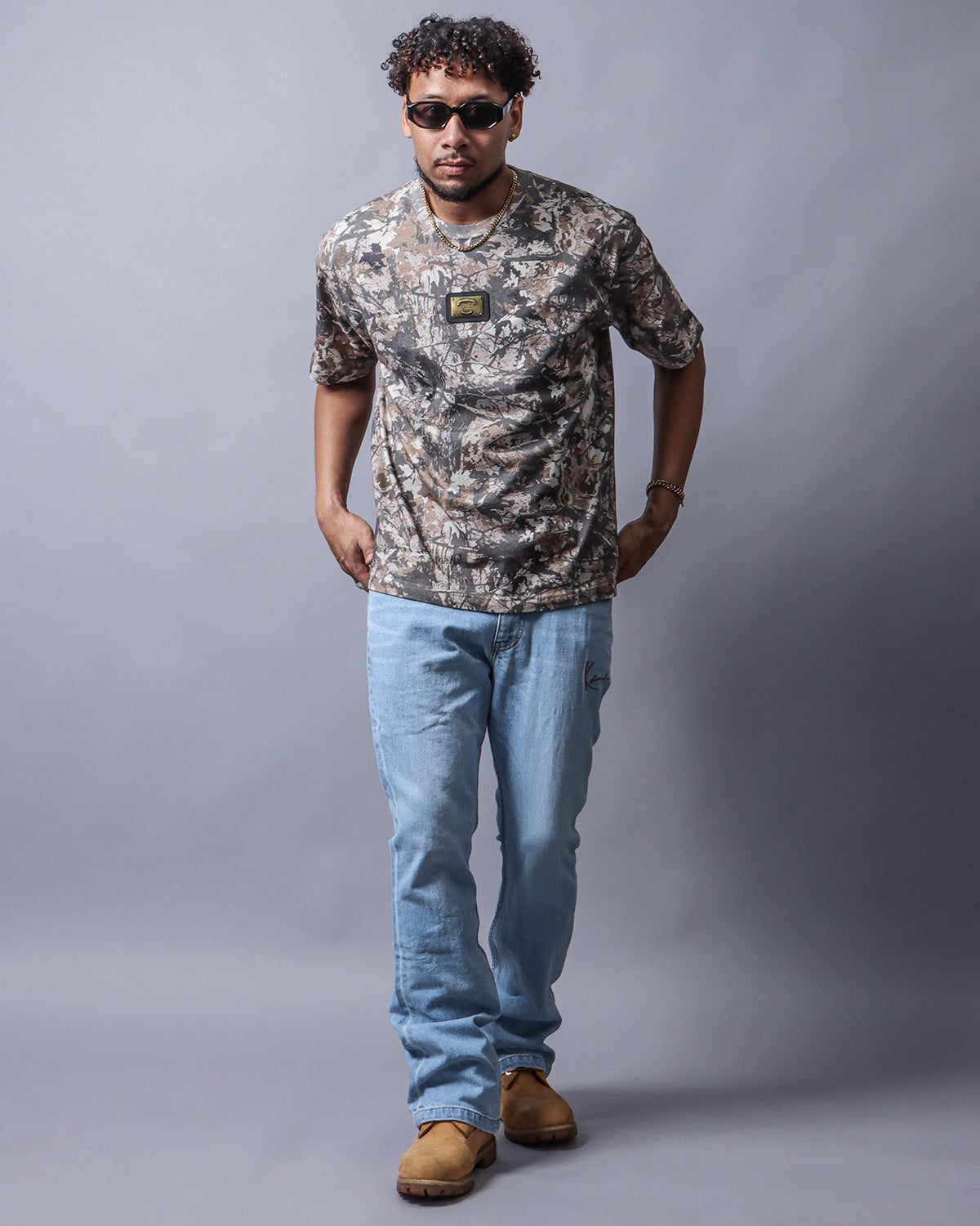 ベージュ：183cm(Lサイズ着用)