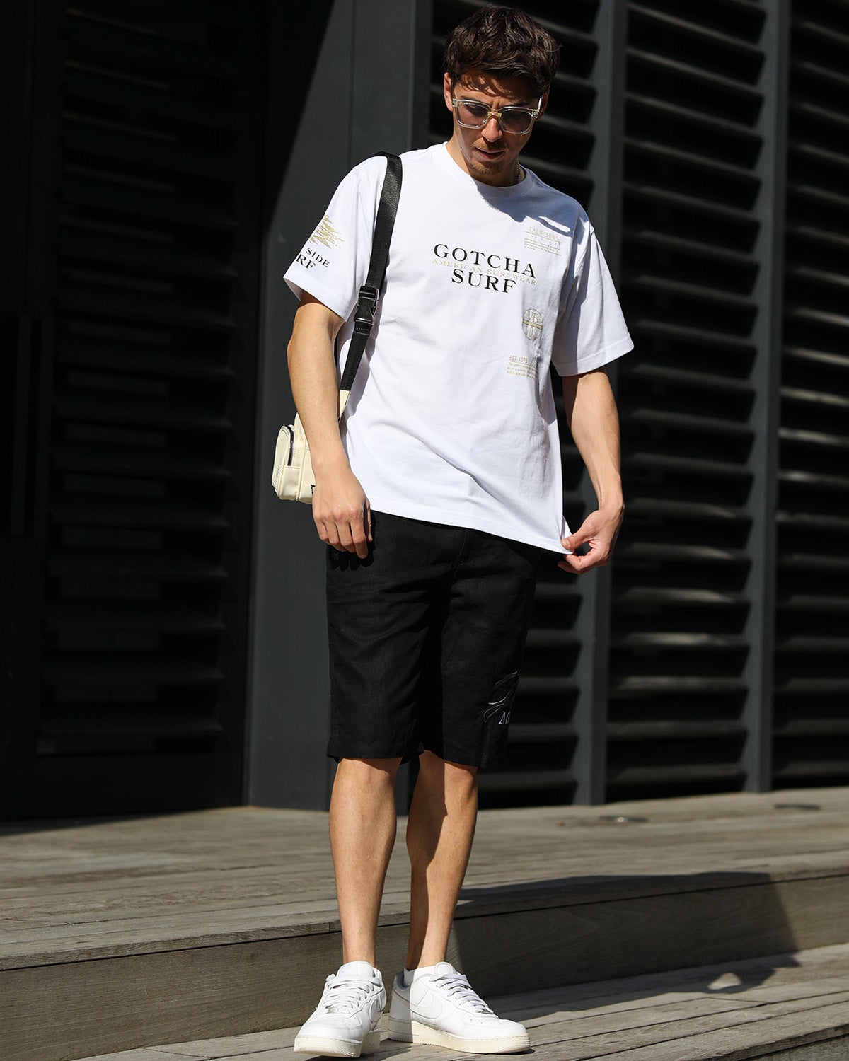 ホワイト：180cm/70kg(Lサイズ着用)