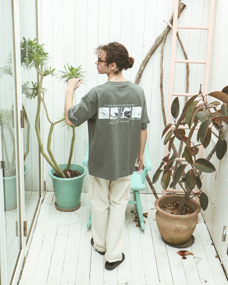 カーキ：175cm/66kg(XLサイズ着用)