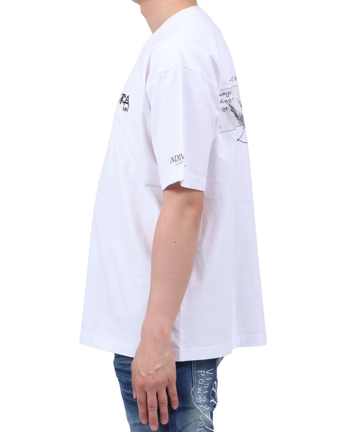 ホワイト：174cm62kg(Lサイズ着用)