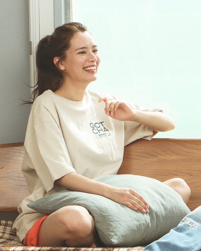 ベージュ：172cm(XLサイズ着用)  