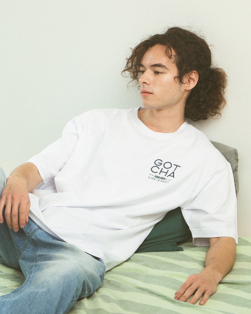 ホワイト：175cm/66kg(XLサイズ着用)