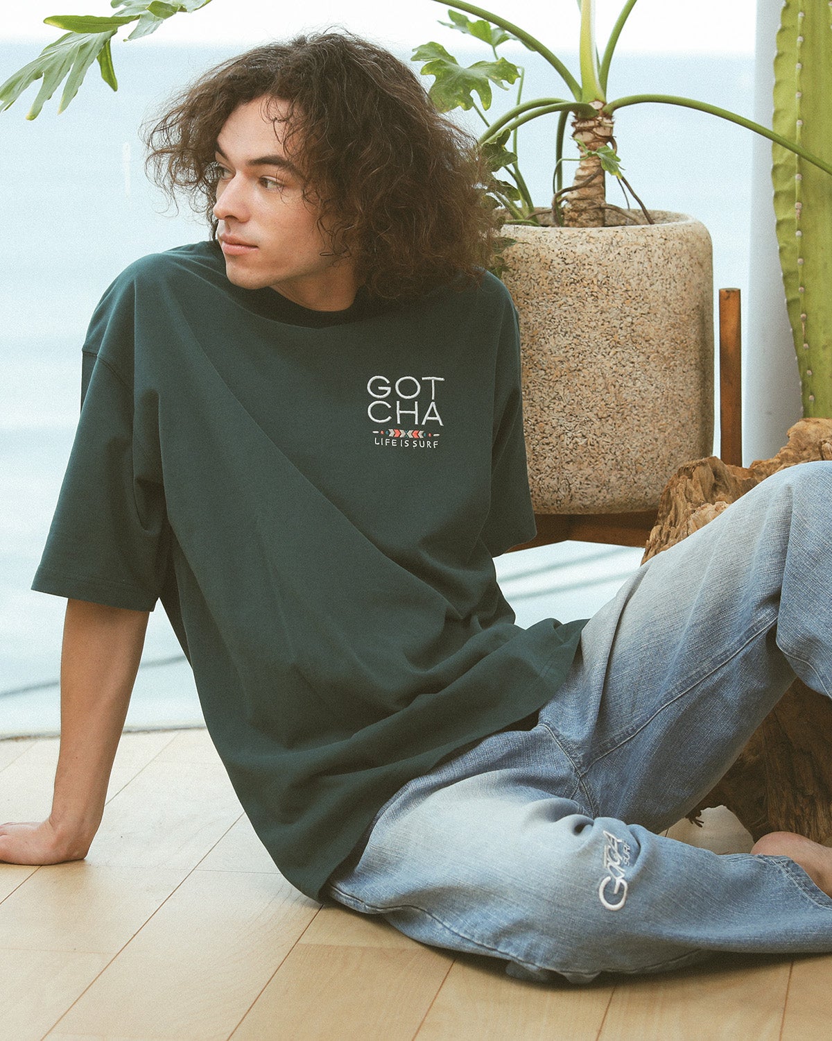 ダークグリーン：175cm/66kg(XLサイズ着用)