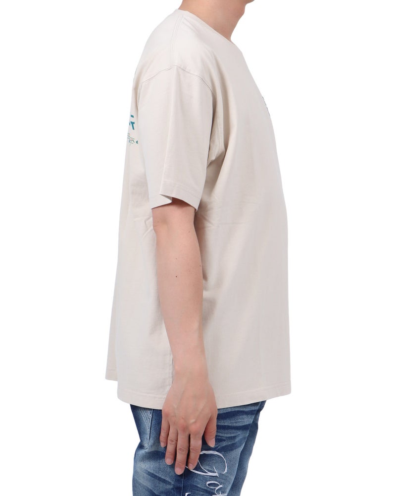 ベージュ：174cm62kg(Lサイズ着用)