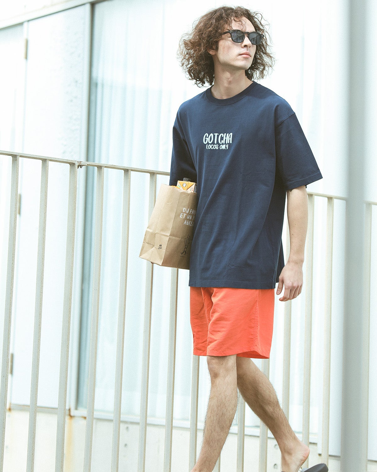 ネイビー：175cm/66kg(XLサイズ着用)