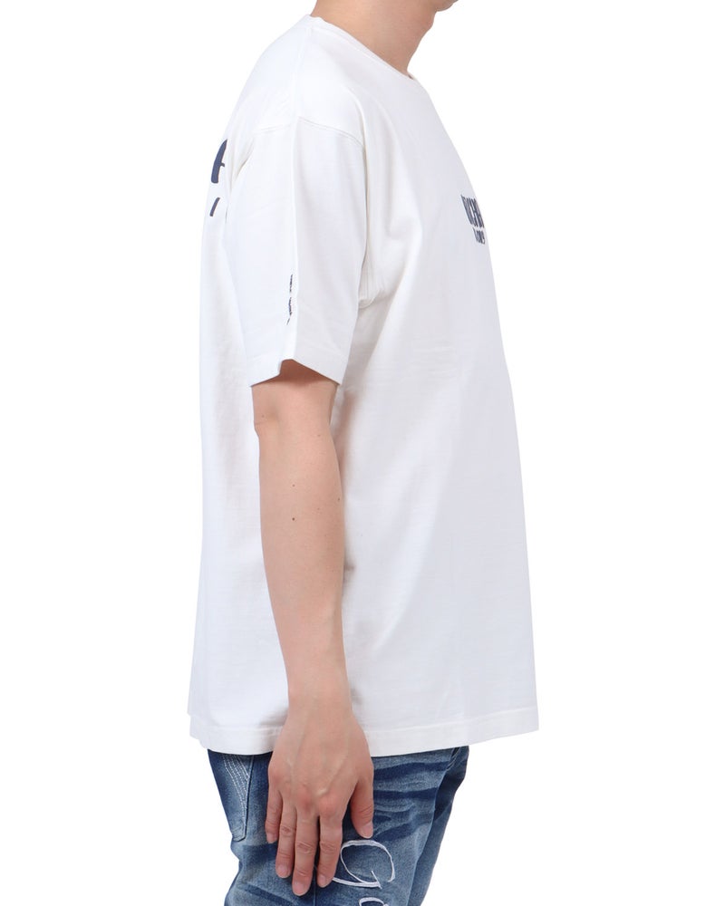 オフホワイト：174cm62kg(Lサイズ着用)