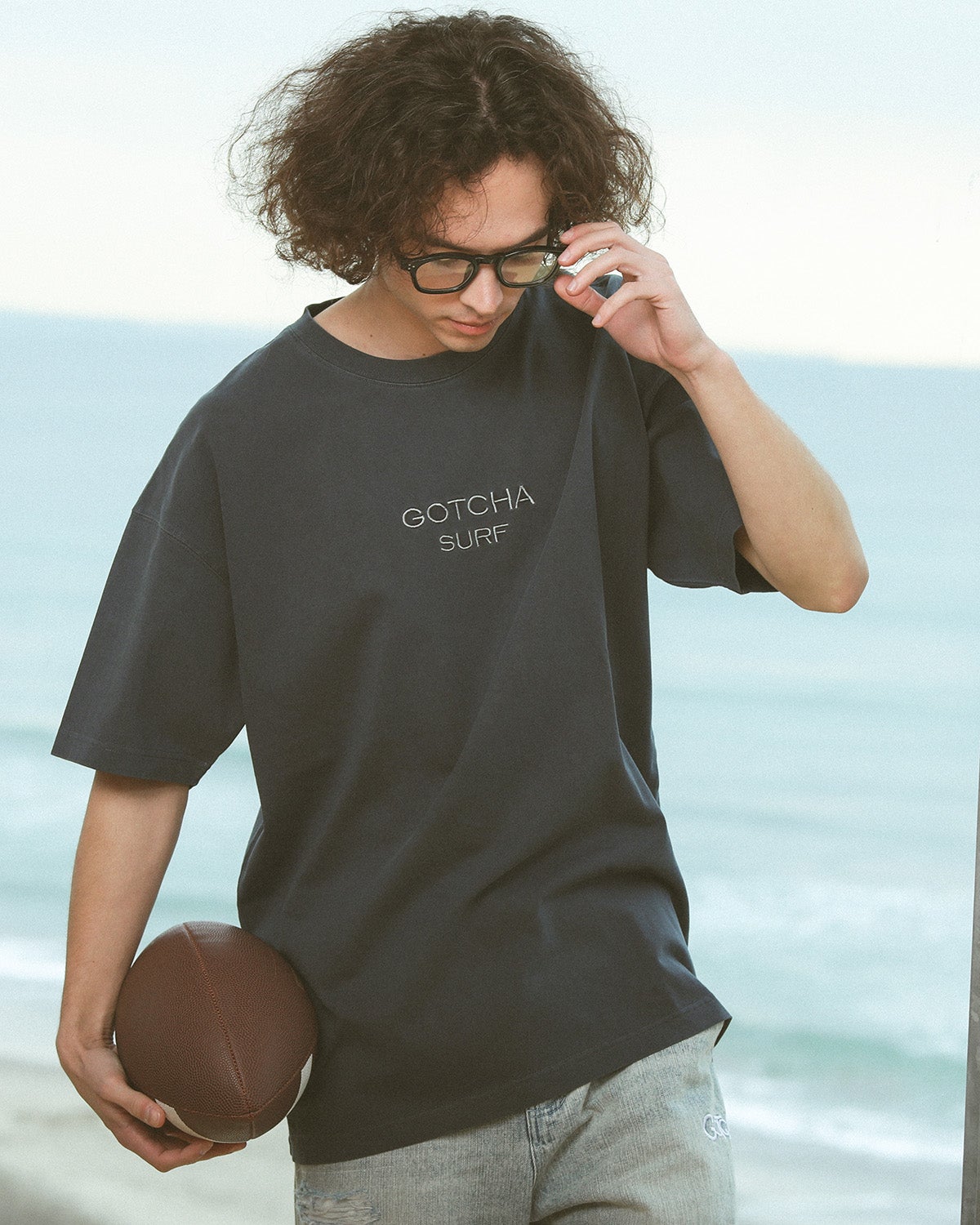 インディゴ：175cm/66kg(XLサイズ着用)