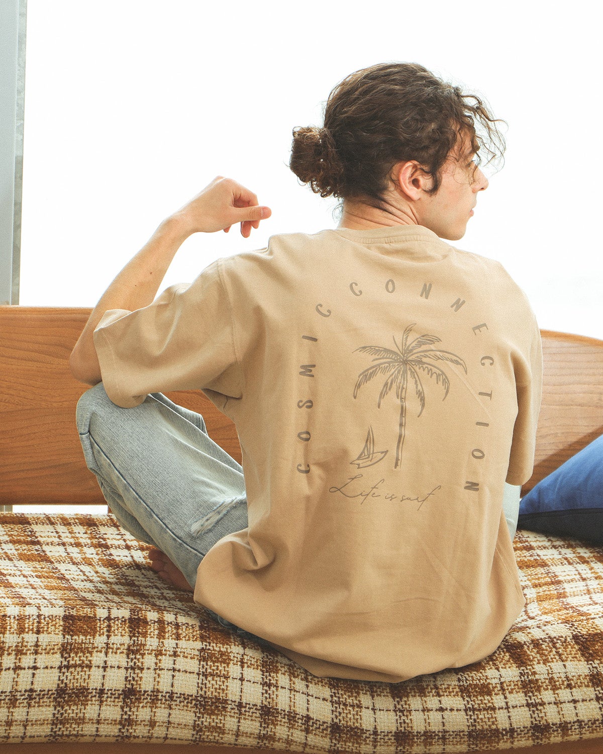 ベージュ：175cm/66kg(XLサイズ着用)