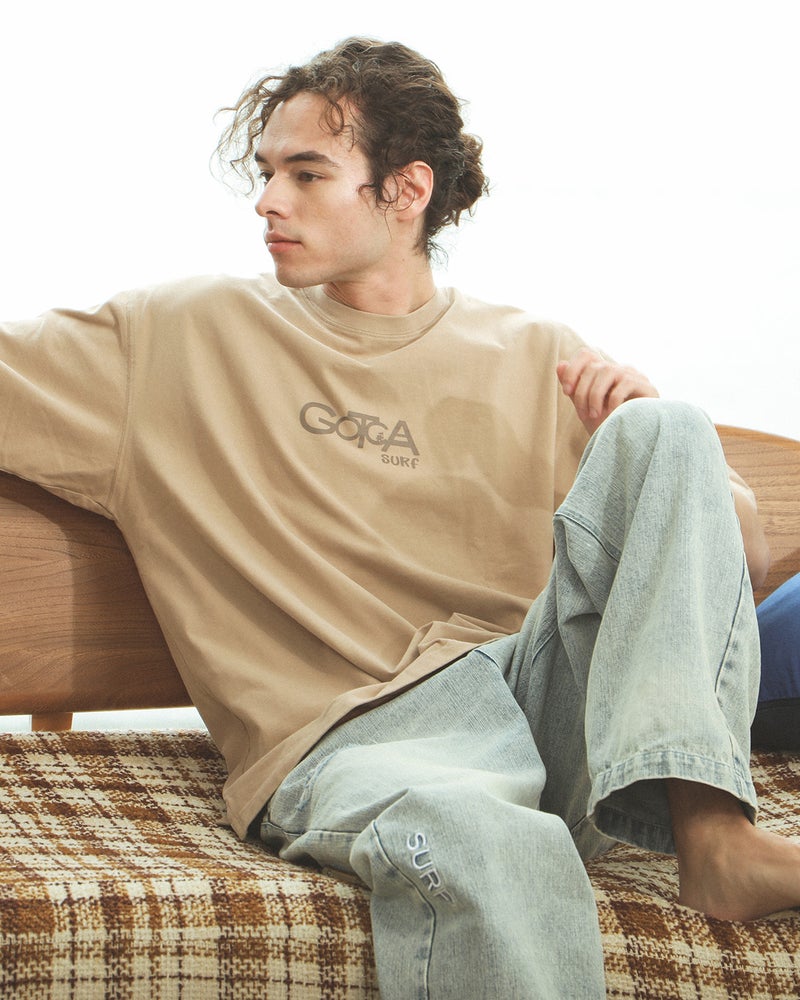 ベージュ：175cm/66kg(XLサイズ着用)