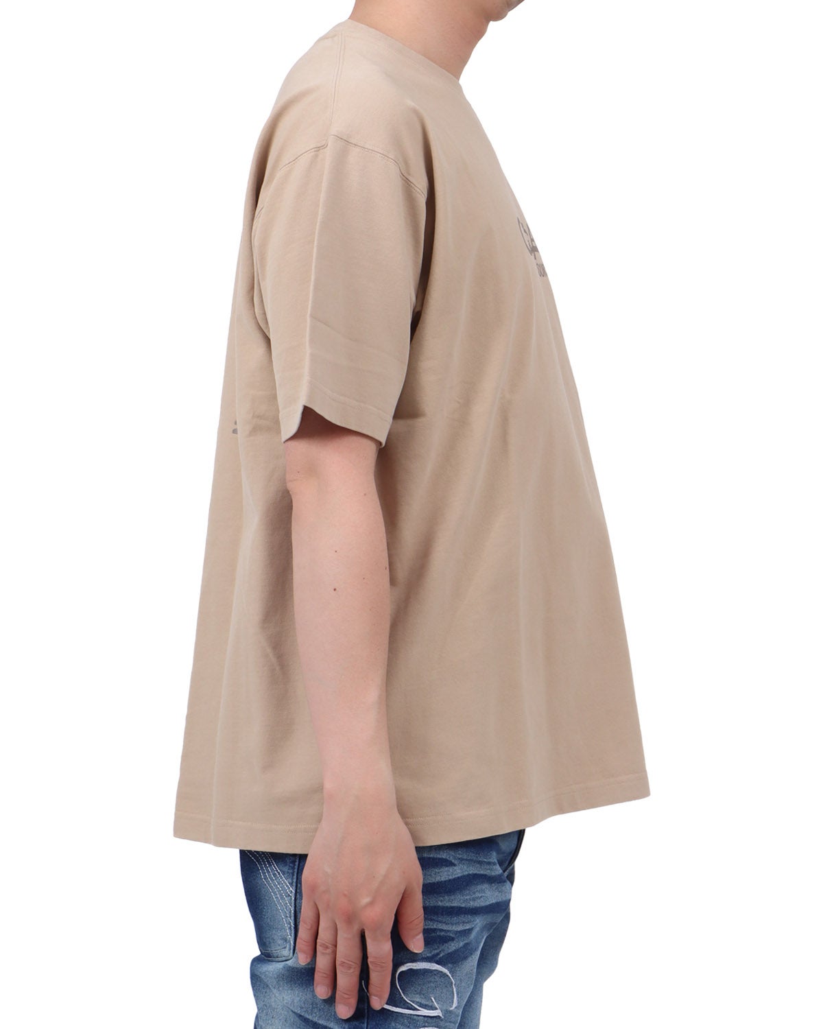 ベージュ：174cm62kg(Lサイズ着用)