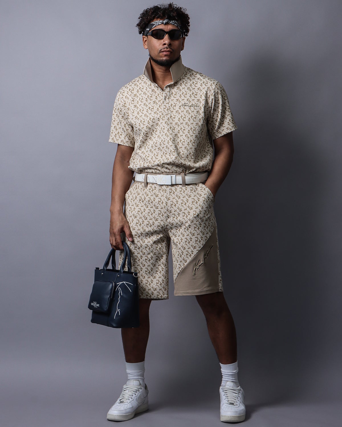 ベージュ：183cm(Lサイズ着用)