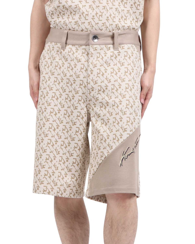 ベージュ：173cm63kg(Lサイズ着用)