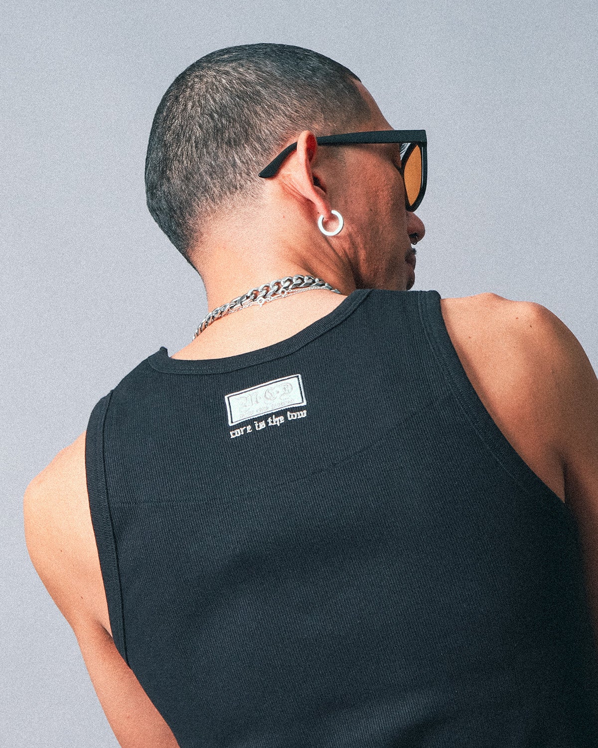 ブラック：183cm(Mサイズ着用)