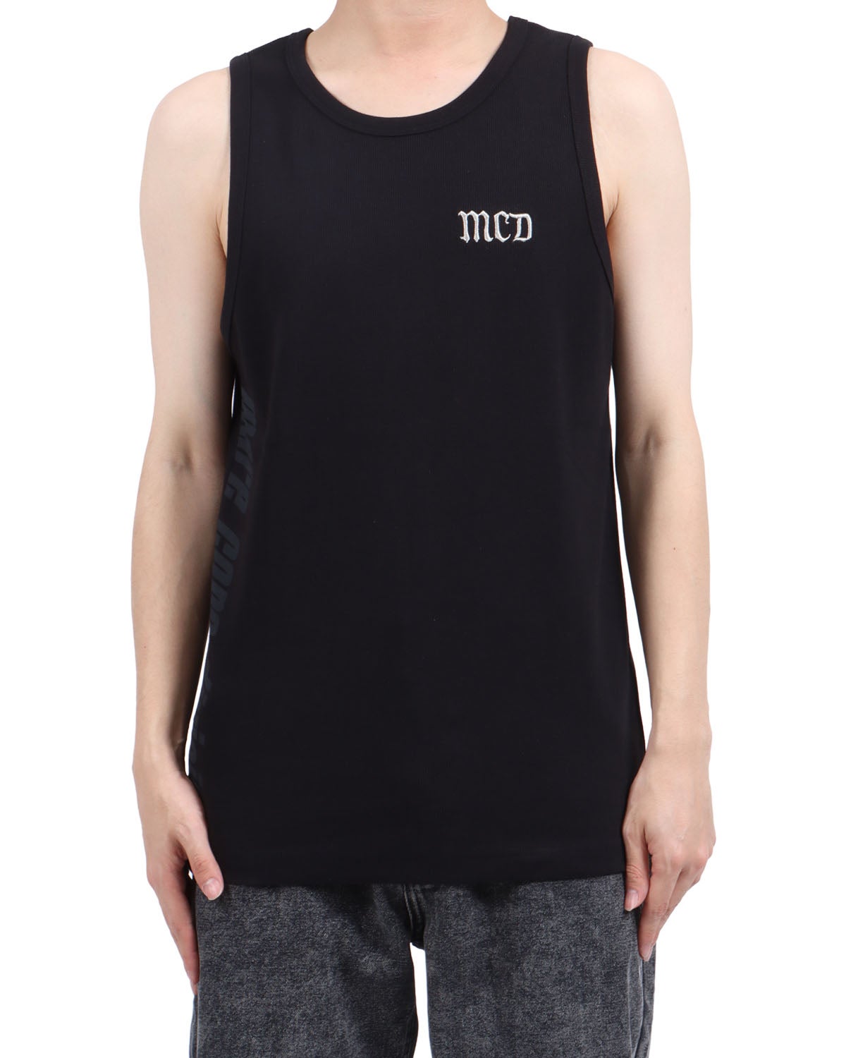 ブラック：173cm63kg(Lサイズ着用)