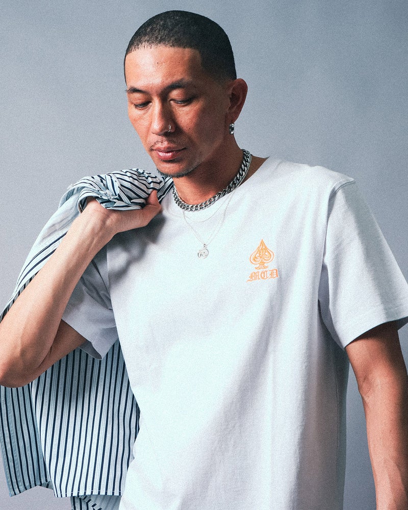 ホワイト：183cm(Lサイズ着用)