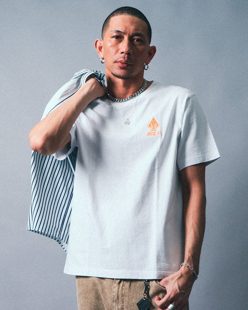 ホワイト：183cm(Lサイズ着用)