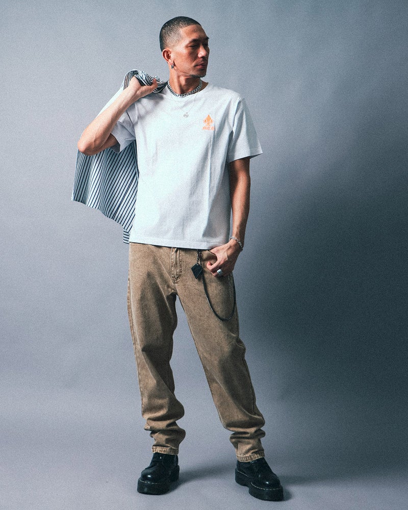 ホワイト：183cm(Lサイズ着用)