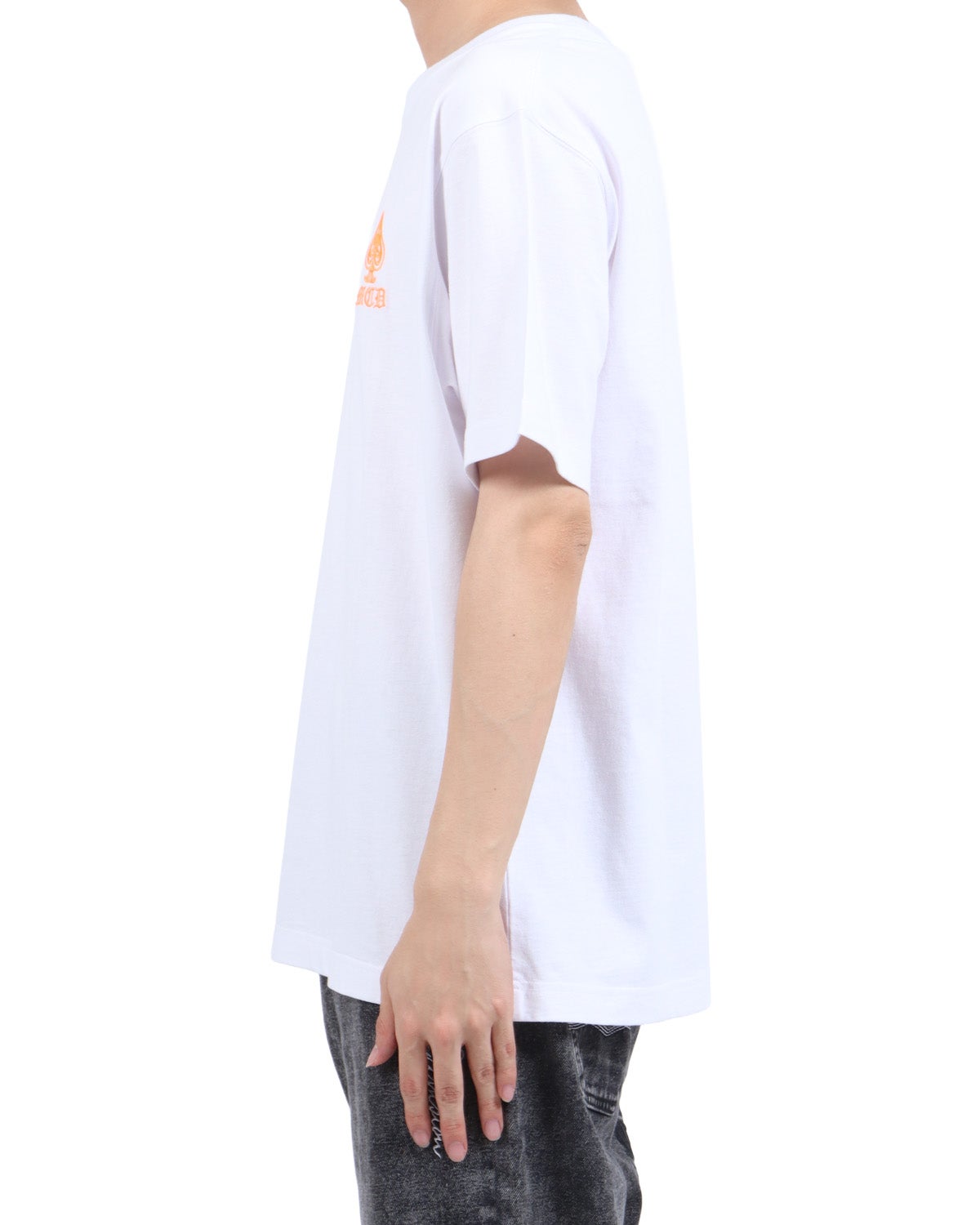 ホワイト：173cm63kg(Lサイズ着用)