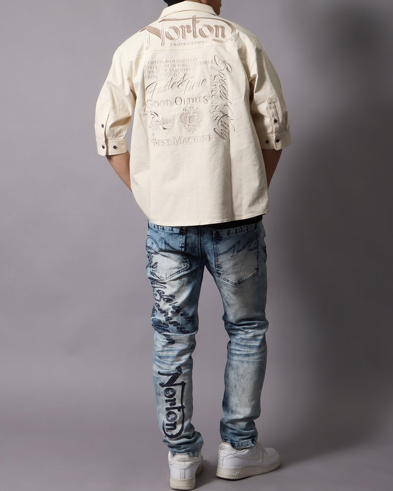 オフホワイト：178cm/75kg(Lサイズ着用）