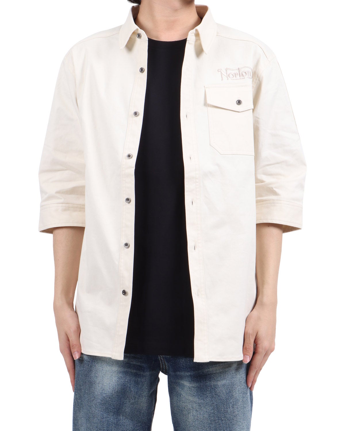 オフホワイト：173cm63kg(Lサイズ着用)