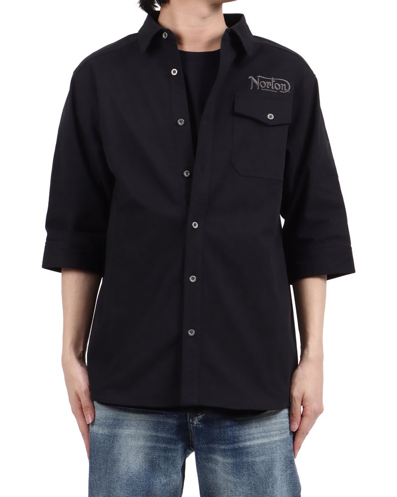 ブラック：173cm63kg(Lサイズ着用)