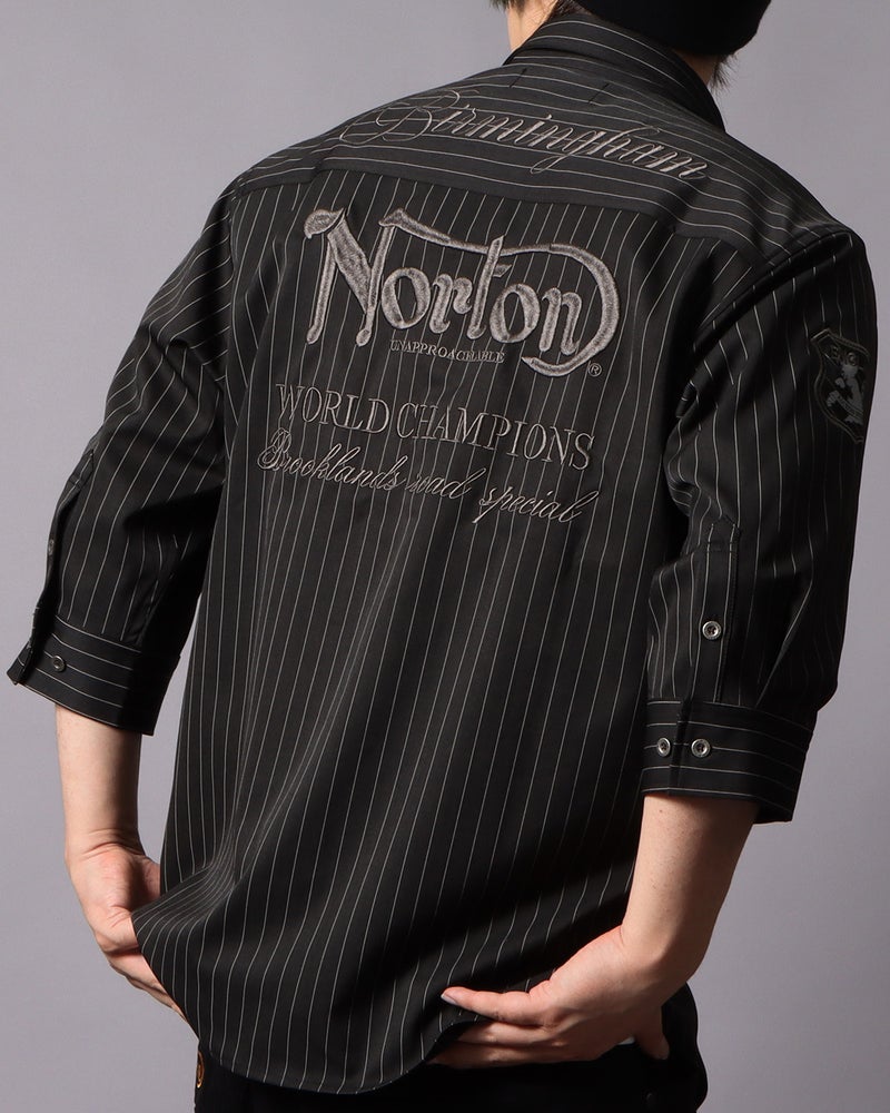 ブラック：178cm/75kg(Lサイズ着用）